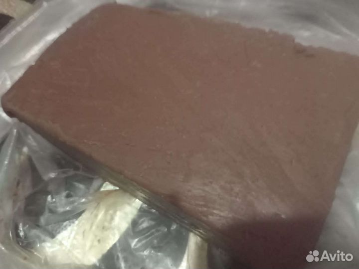 Масло, сыр, икра,сгущёнка,яйца в наличии