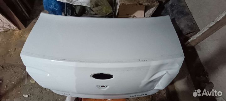 Крышка багажника гранта