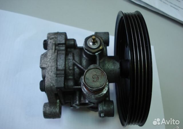 Насос гур на Mitsubishi Lancer 9