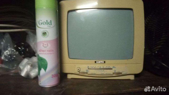 Переносной телевизор