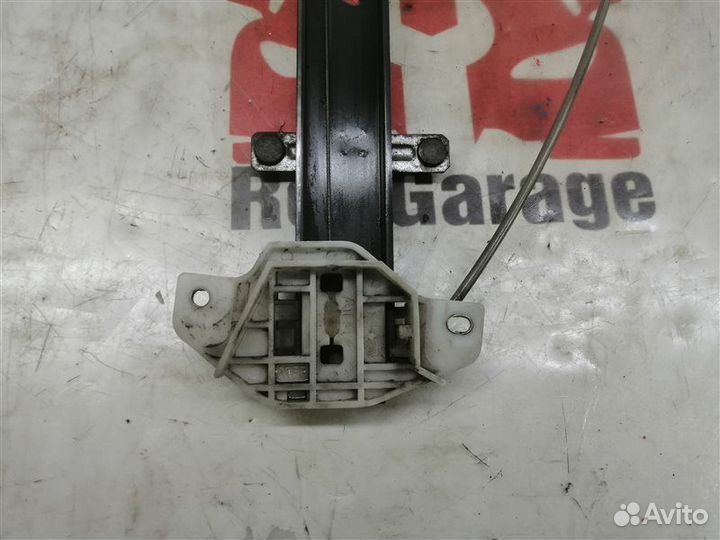 Стеклоподъемник передний правый Hyundai Starex A1