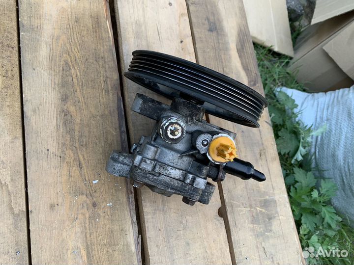 Насос гур lancer 9