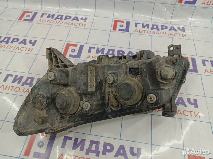 Фара правая Geely Emgrand EC7 1067001212