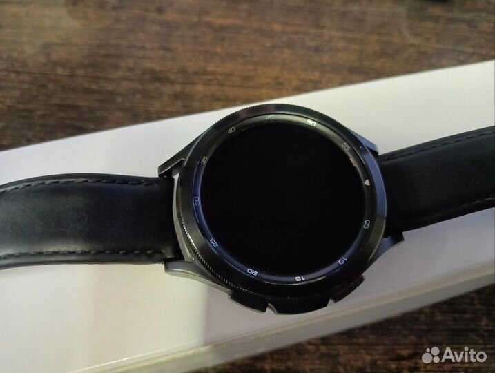 Смарт-часы Samsung Galaxy Watch4 Classic 46mm