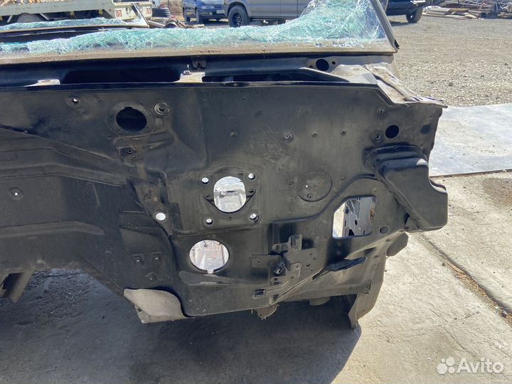 Передняя часть кузова Chevrolet Suburban GMT400