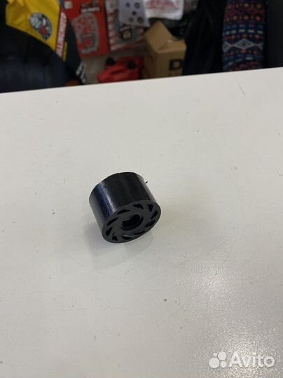 Ролик натяжения цепи