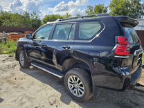 Toyota Land Cruiser Prado 2.8 AT, 2019, битый, 105 000 км, с пробегом, цена 2 700 000 руб.