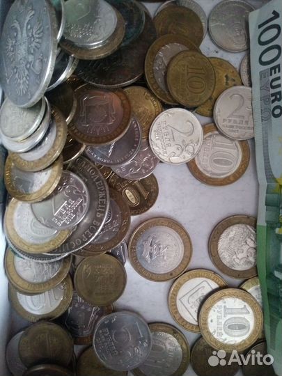 Юбилейные монеты