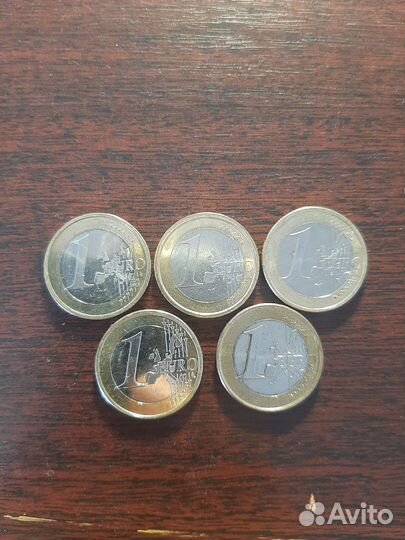 Монеты 5 шт. 1 евро биметал
