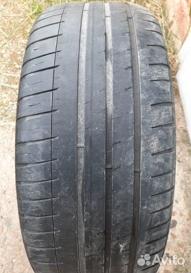 Michelin Pilot Sport 3 235/45 R18 98Y