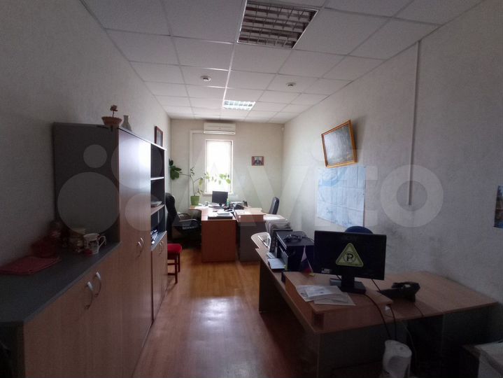 Офисы+ склады+парковка, 18 м²