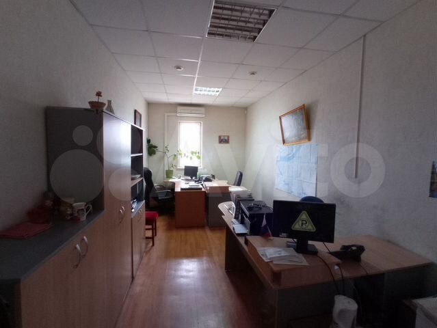 Офисы+ склады+парковка, 18 м²