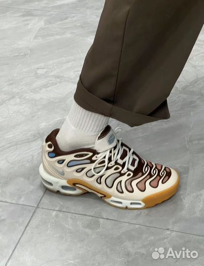 Кроссовки nike air max tn plus drift new бежевые