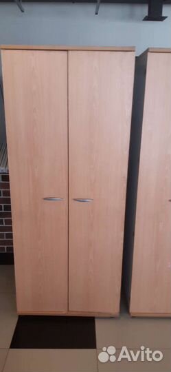 Шкаф для одежды б/у, стол компьютерный