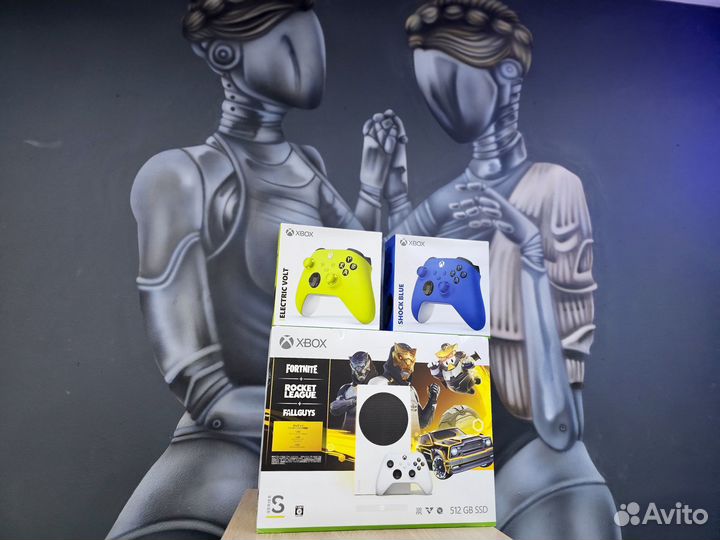 Xbox Series S + 1000 игр