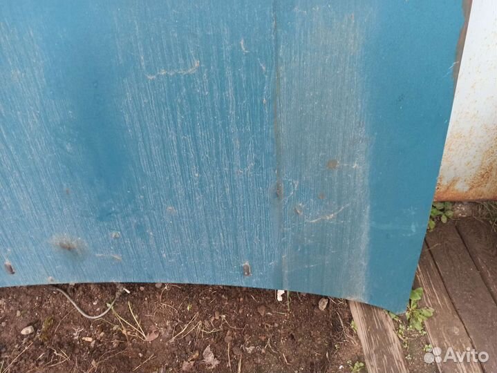 Капот Volkswagen Passat B3