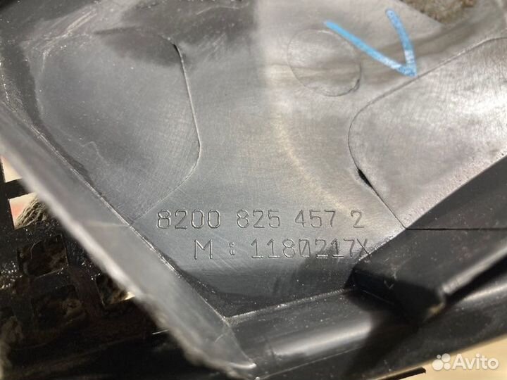 Накладка жабо левая Renault Duster 2014