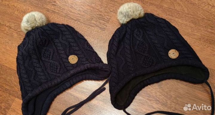 Шапка и варежки H&M