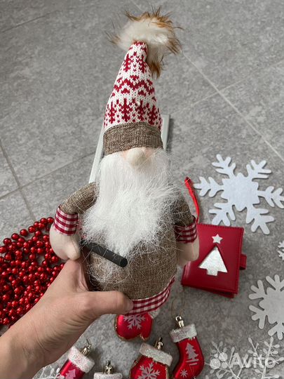 Новогодние украшения