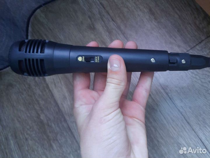 Блютуз колонка большая с микрофоном