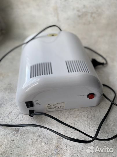 Уф Лампа для маникюра новая