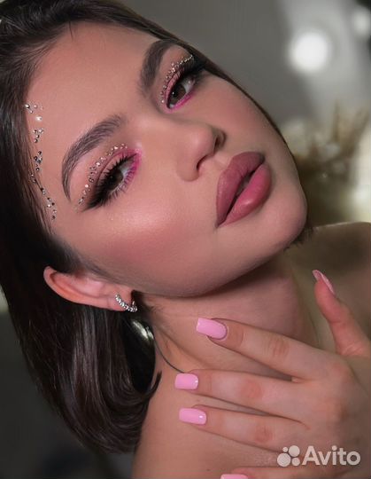 Макияж и укладка