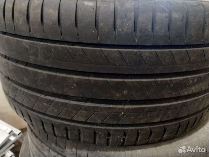 Michelin Latitude Diamaris 295/35 R21