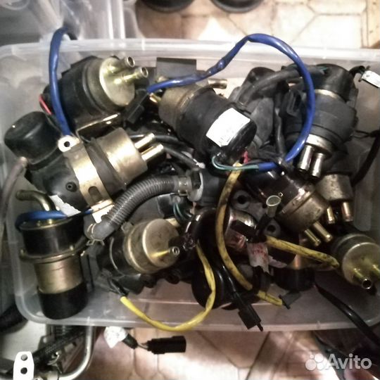 Топливный насос для Kawasaki ZX750 ZX1100 89-03