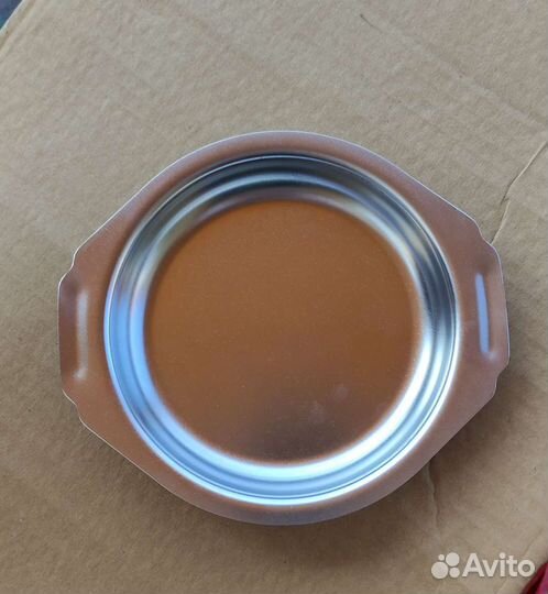 Тарелка металлическая