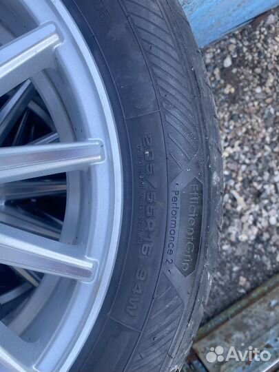 Goodyear EfficientGrip Performance 2 215/55 R16 94W