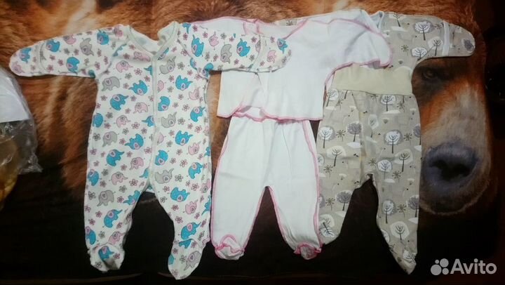 Детские вещи на девочку от 0-6 месяцев