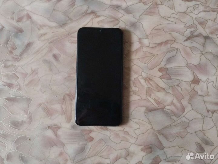 Телефон Xiaomi Redmi Note 7