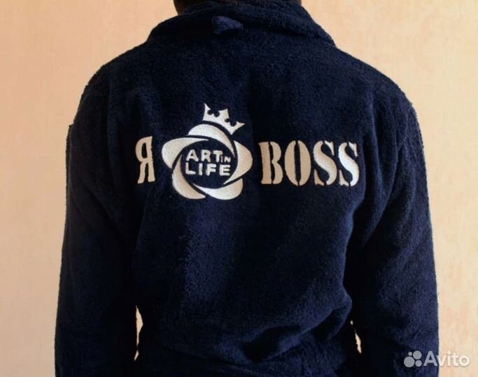 Мужской махровый халат с вышивкой