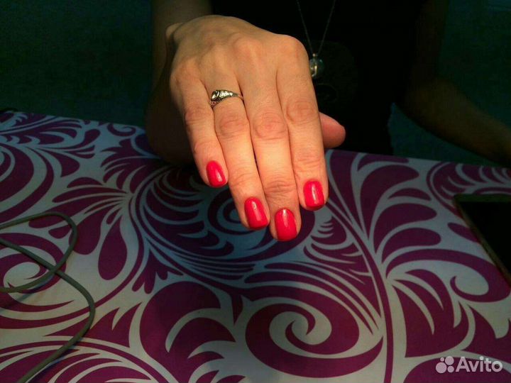 Маникюр классический+гель-лак,карбамидный педикюр