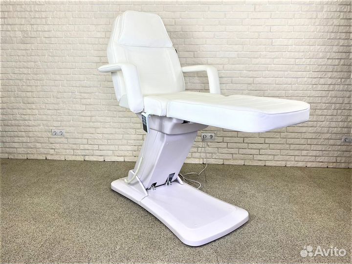 Косметологическое кресло Aura, 3 мотора