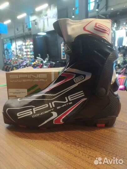 Лыжные ботинки spine concept skate nnn 296
