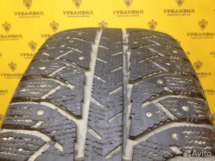 Bridgestone Ice Cruiser 7000 215/50 R17