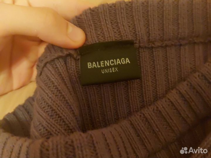 Свитер Balenciaga