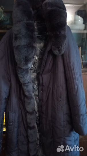 Пуховик зимний длинный женский с мехом