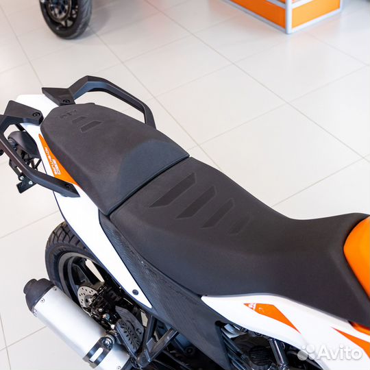 KTM 250 Adventure orange