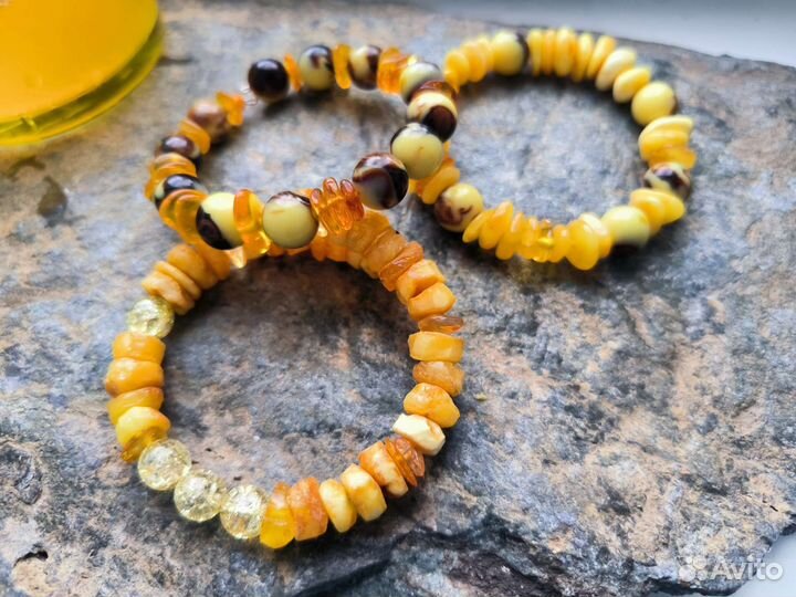 Браслет с янтарем натуральным