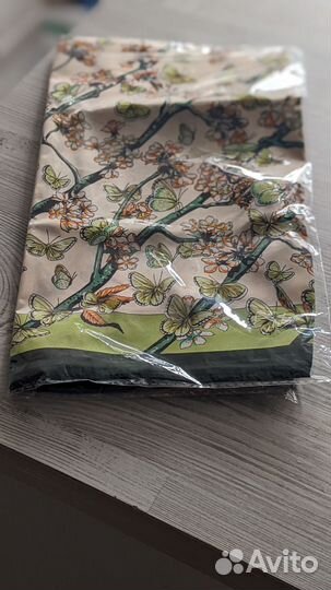 Платок женский шейный легкий