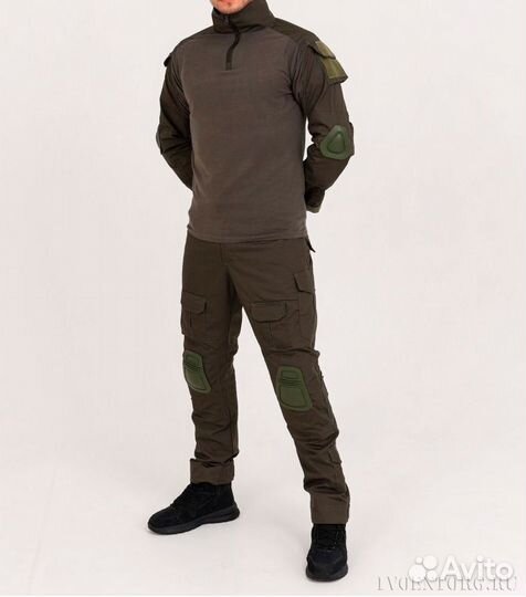 Тактический костюм с наколенниками