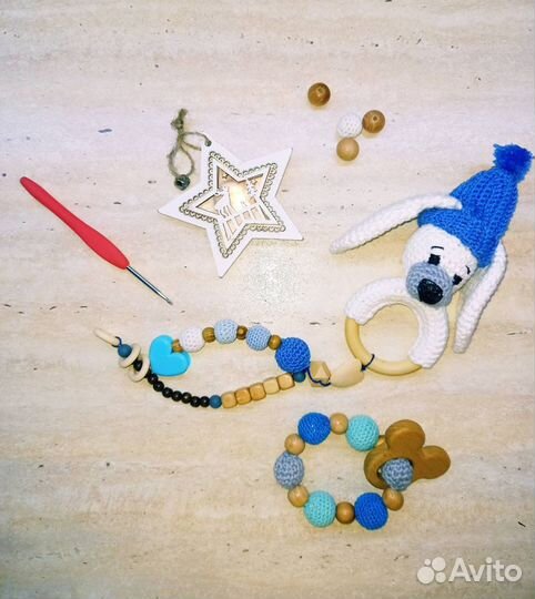 Слингобусы, погремушки, прорезыватели (грызунки)