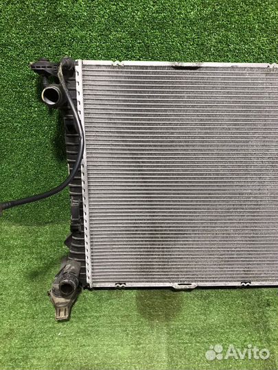 Радиатор охлаждения двигателя Audi A4 A5 A6 Q3 Q5