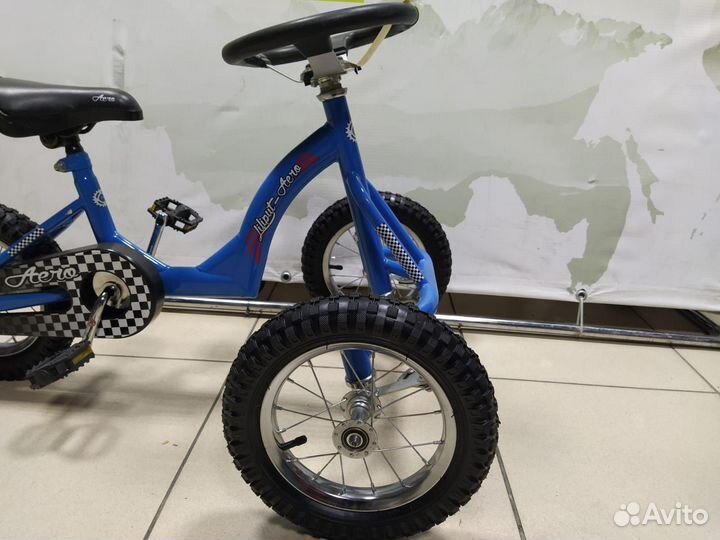 066611 Детский веломобиль Карт 12