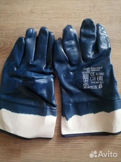 Перчатки нитриловые