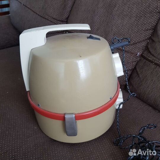 Пылесос Вихрь