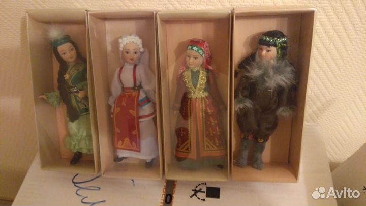 Фарфоровые куклы