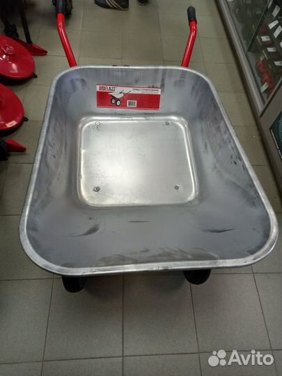 Тачка строительная Brait Profi 240 кг110 л 2 колес